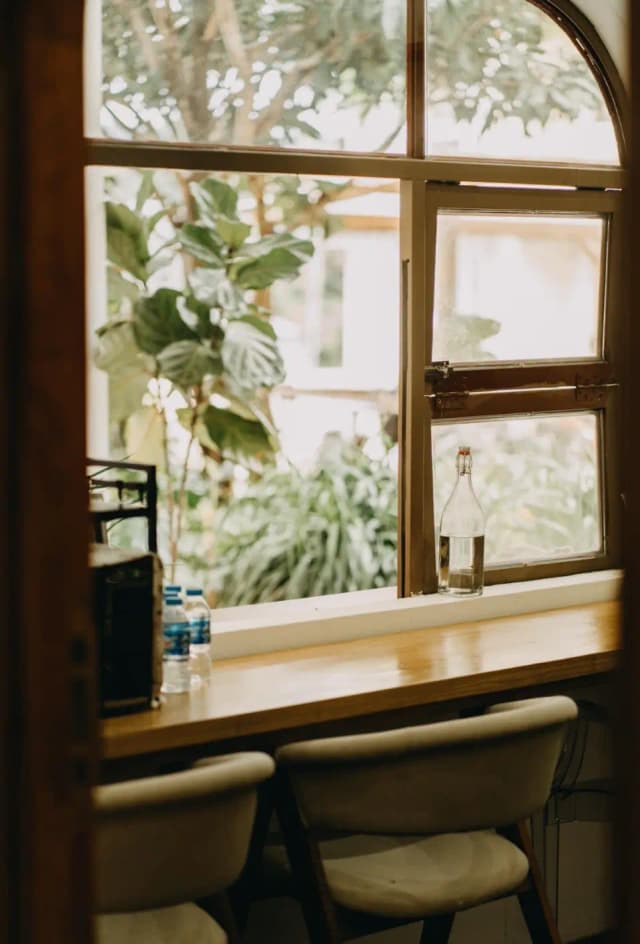 Archy Stayin Nam Hồ